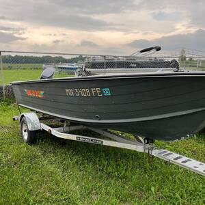 1987 Sylvan 16'
