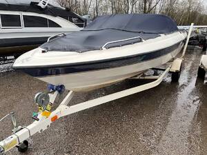 2003 Bayliner 1