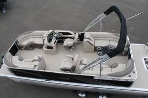 2025 21 Tmltz Quad Lounge 3