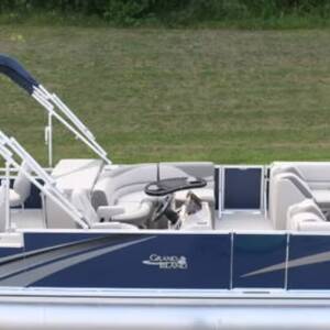 2025 23' Tmltz Rear Fish