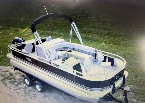 2025 Grand Island 2180 Front And Rear Fish
