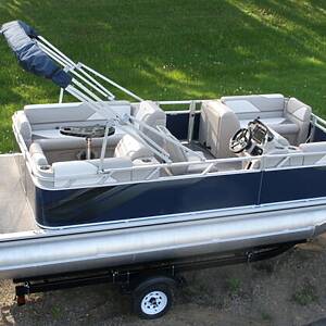 19' Quad Lounge 2