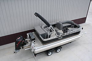 2180 Gt Cruise Tri Rear