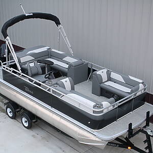 2180 Sport Cruise Tri Toon